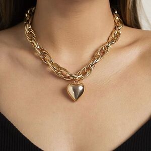 Ettika Goldtone Steel Chain Heart Pendant Chunky Chain Necklace Gift‎ Ready, NWT